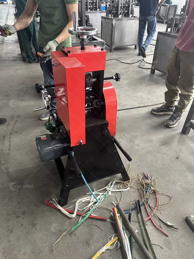 Scrap Wire Stripping Machine